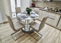 Kuchyňa alebo kuchynka v ubytovaní Central Lepetit apartment De Luxe