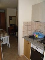 Kuchyňa alebo kuchynka v ubytovaní Apartment in Orebic with Seaview, Terrace, Air condition, WIFI (4669-2)