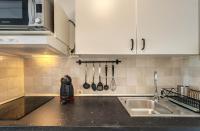 A kitchen or kitchenette at Casa Atlantis Playa Roca