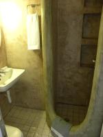 A bathroom at Thera Incognita Studios
