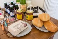Jedlo v ubytovaní bed & breakfast alebo blízkom okolí