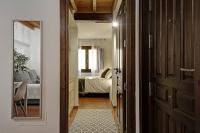 A bed or beds in a room at Home4u, Elvira 16, 2A