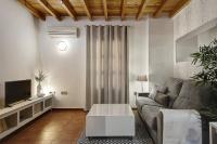 A seating area at Home4u, Elvira 16, 2A