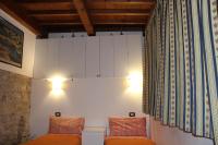 A seating area at Gmax Guelfa Apartments