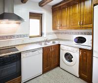 Kuchyň nebo kuchyňský kout v ubytování Apartamentos Casa Buisan