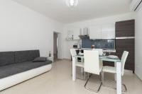 Kuchyňa alebo kuchynka v ubytovaní Apartments Peca