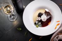 Jídlo v hotelu nebo okolí