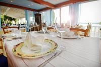 Restaurace v ubytování Rooms & Apartments Marinero