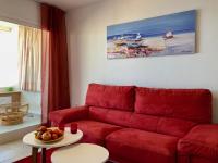 A seating area at Clubrent - Apartamentos Apolo 16