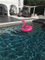 Basen w obiekcie Villa Los Halcones Sotogrande Golf lub w pobliżu