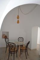 A seating area at I trulli del fattore