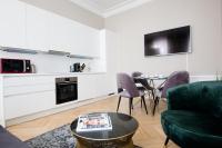 Kuchyň nebo kuchyňský kout v ubytování Studio Apartments Urania - Mai's Apartments