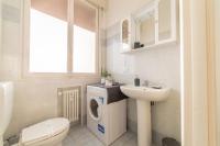 A bathroom at Bologna Fiera Fani Apartment