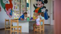Goście zatrzymujący się w obiekcie Grand Hotel Holiday Resort