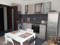 Kuchyň nebo kuchyňský kout v ubytování Vera by RV Apartments