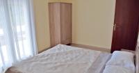 A bed or beds in a room at Villa Eva