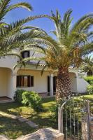 Vonkajšia záhrada v ubytovaní ISS Travel, Ambra apartments - 800 m from La Cinta beach