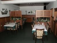 Reštaurácia alebo iné gastronomické zariadenie v ubytovaní Pansion Bijela Ruža - a la carte