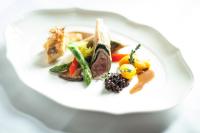 Jídlo v hotelu nebo okolí