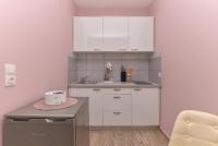Kuchyňa alebo kuchynka v ubytovaní Studio Apartment Deluxe