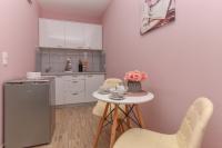 Kuchyňa alebo kuchynka v ubytovaní Studio Apartment Deluxe
