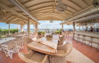 Nhà hàng/khu ăn uống khác tại Assano Seafront Luxury