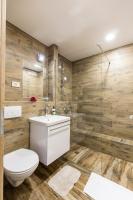 Kúpeľňa v ubytovaní Apinelo Tower Rooms