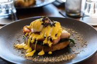 Jídlo v hotelu nebo okolí