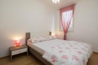 Posteľ alebo postele v izbe v ubytovaní ARIJANA APARTMAN free private garage