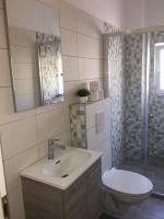 Kúpeľňa v ubytovaní Apartman Miami Podstrana