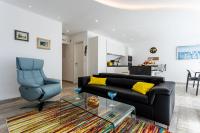 Posedenie v ubytovaní Villa Valis