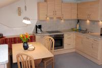A kitchen or kitchenette at Ferienhof Rindler