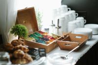 Jídlo v hotelu nebo okolí