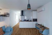 A kitchen or kitchenette at Bohórquez Rooms by Ático73