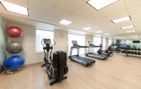 Das Fitnesscenter und&#47;oder die Fitnesseinrichtungen in der Unterkunft Hyatt Place Sandestin at Grand Blvd
