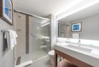 Ein Badezimmer in der Unterkunft Hyatt Place Sandestin at Grand Blvd