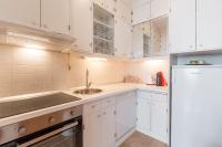 Kuchyňa alebo kuchynka v ubytovaní "Apartment Zagreb Idila Center", with a balcony, speed WiFi