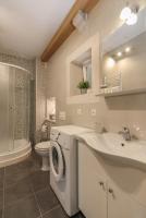 Kúpeľňa v ubytovaní Vacation house "Kaštil" Pučišća - Brač