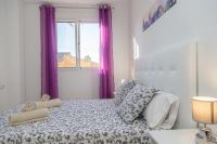 Postel nebo postele na pokoji v ubytování Denia Las Marinas Apartamento