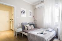 Posteľ alebo postele v izbe v ubytovaní Your stay next to Acropolis!