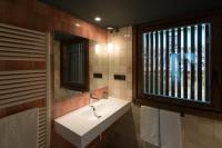Koupelna v ubytování Apartamentos y Villas La Santilar