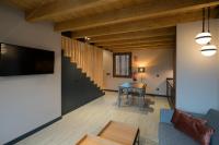 TV a/nebo společenská místnost v ubytování Apartamentos y Villas La Santilar