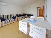 Posedenie v ubytovaní Holiday Home in Starigrad Paklenica