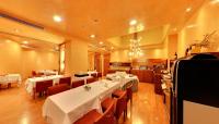 Restoran või mõni muu söögikoht majutusasutuses Silken Monumental Naranco