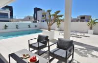 Bazén v ubytování Exclusive Villa Campoamor by NRAS nebo v jeho okolí