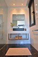 Koupelna v ubytování Exclusive Villa Campoamor by NRAS