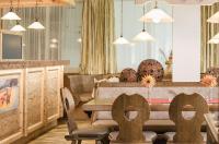 Posezení v ubytování Hotel & Restaurant Rupertigau