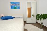 Posteľ alebo postele v izbe v ubytovaní Stunning View Apartment with pool