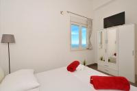 Posteľ alebo postele v izbe v ubytovaní Stunning View Apartment with pool