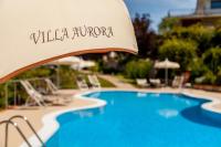 Bazén v ubytovaní Casa Vacanza Villa Aurora alebo v jeho blízkosti
